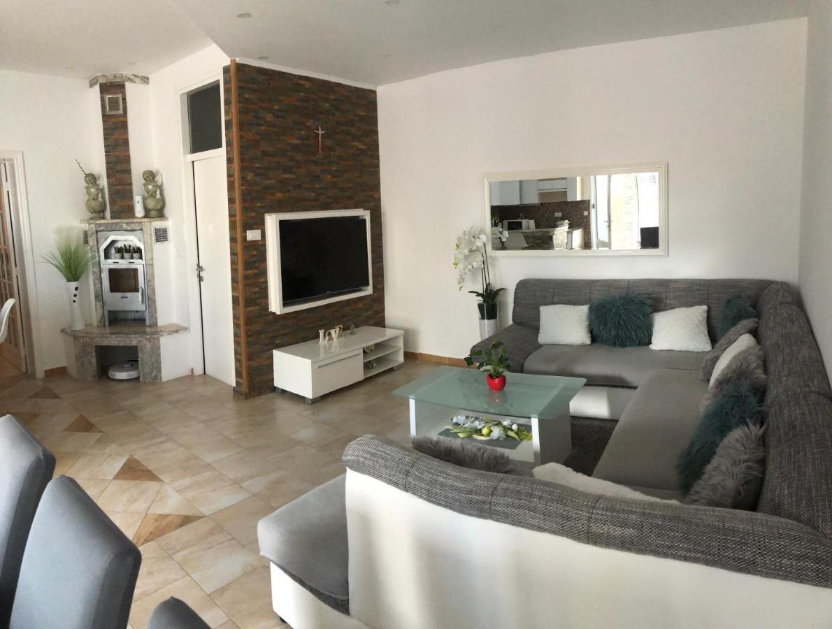 Apartments Ljube Makarska Exterior foto